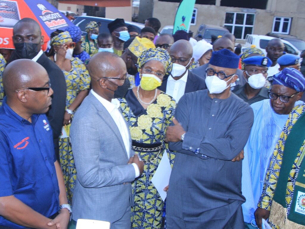 Dangote visits trade shows in Ogun and Kaduna and promises increased investment Dangote visits trade shows in Ogun and Kaduna and promises increased investment