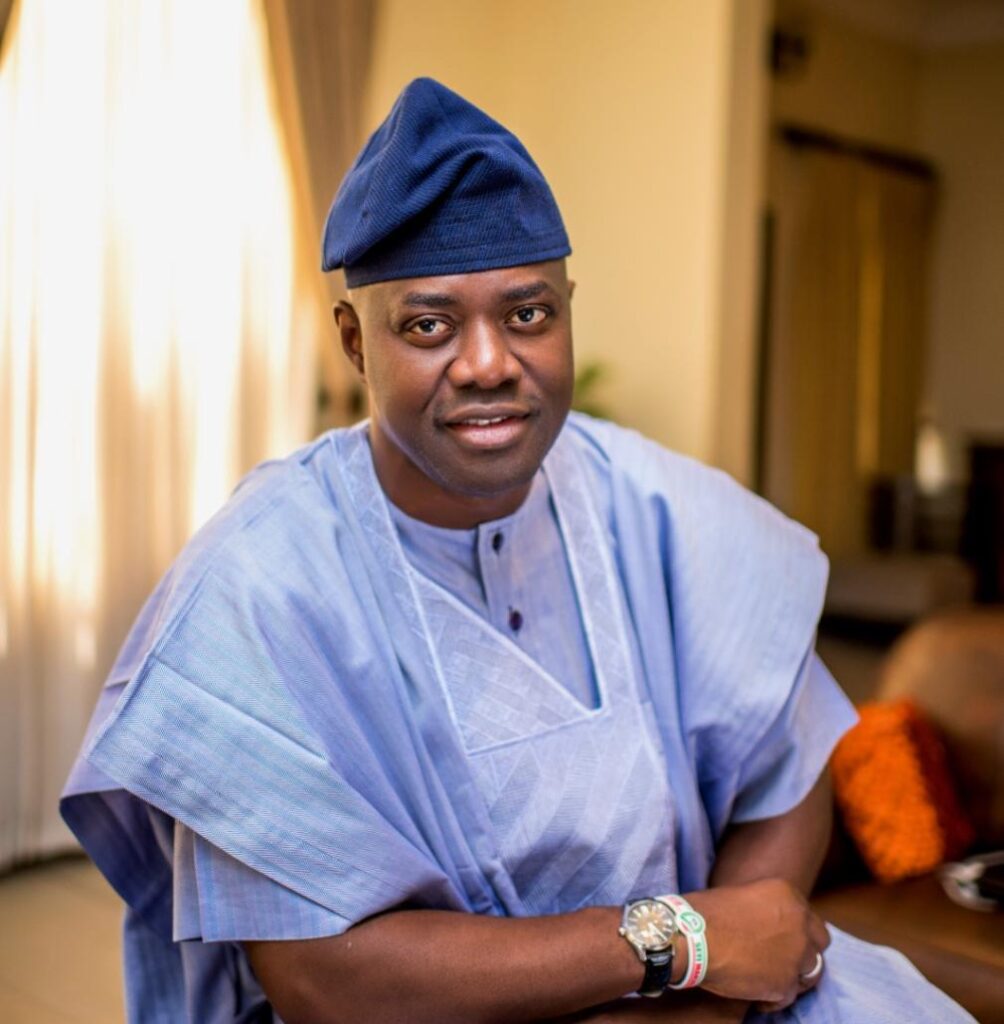 Oyo governorship election: LP adopts PDP’s Makinde D1UtDY7W0AA0WQA 1004x1024